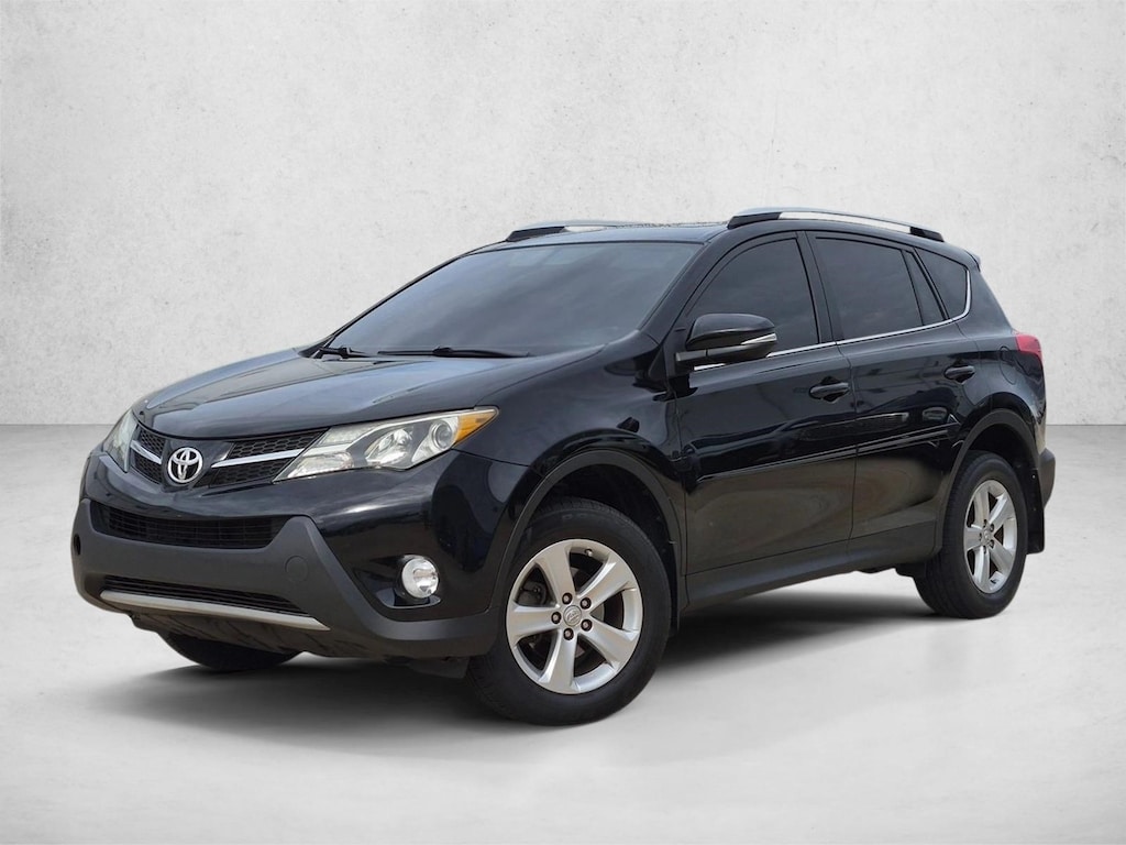 Used 2013 Toyota RAV4 XLE SUV