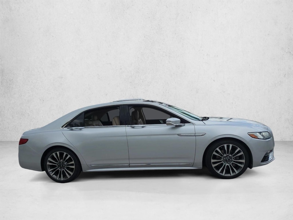 Used 2017 Lincoln Continental Reserve Sedan