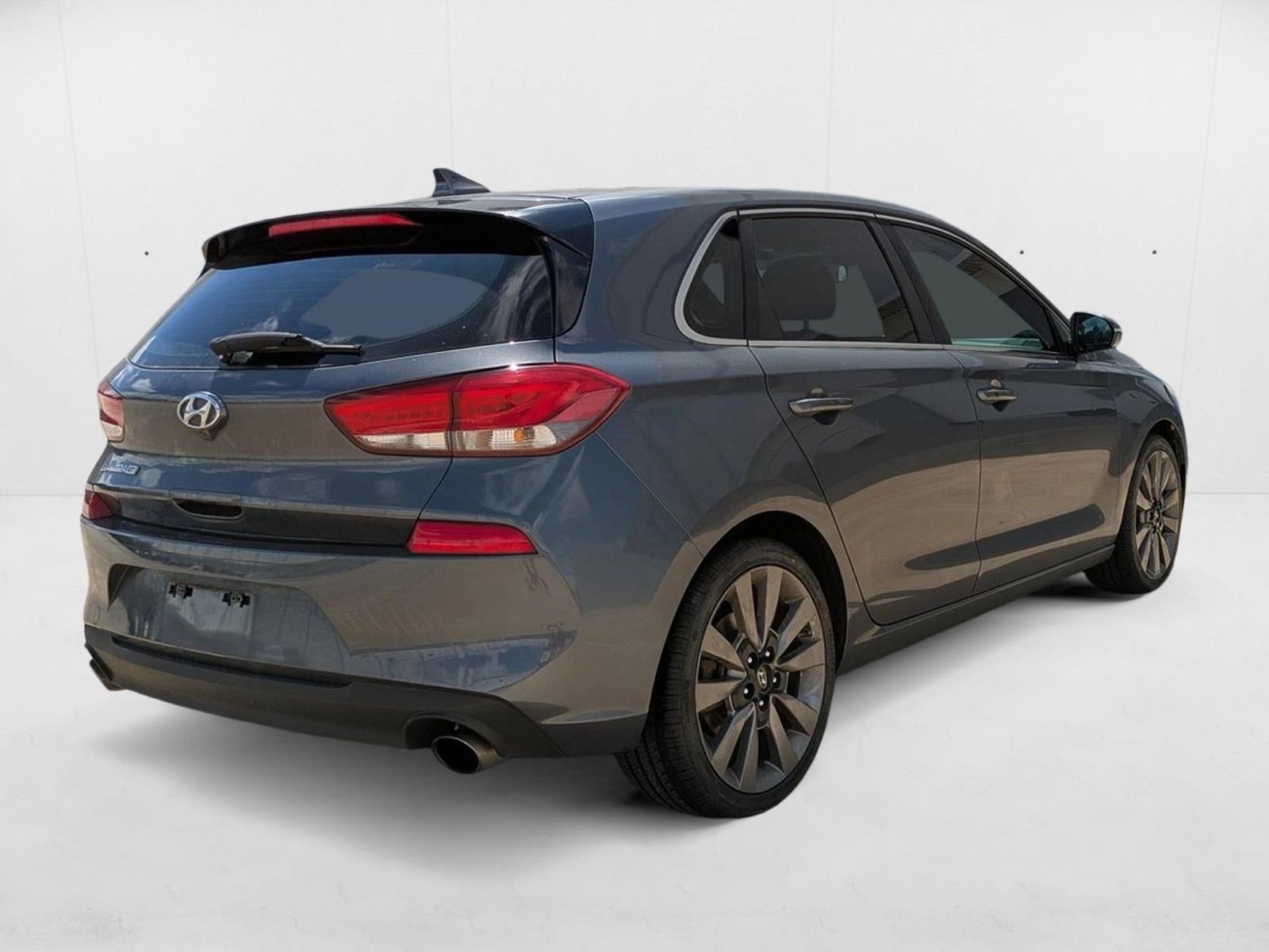 2018 Hyundai Elantra GT Sport photo 4