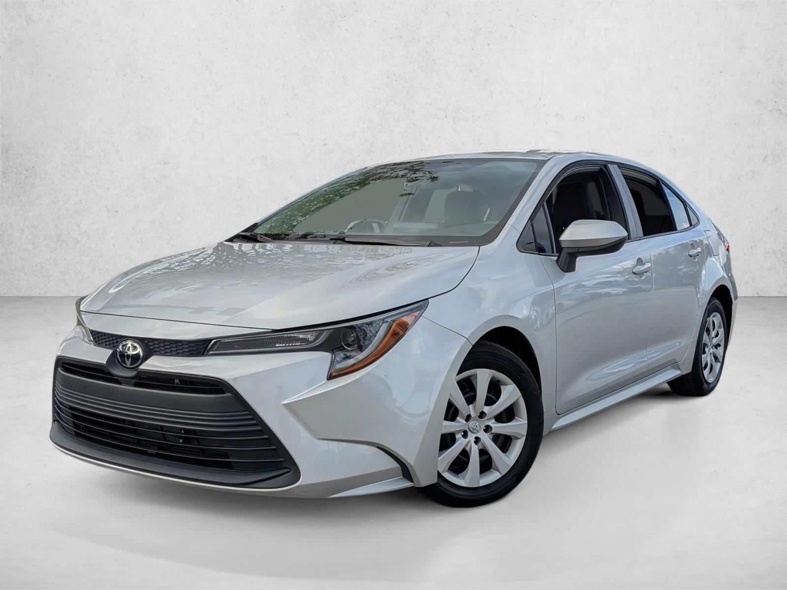 2023 Toyota Corolla LE's photo