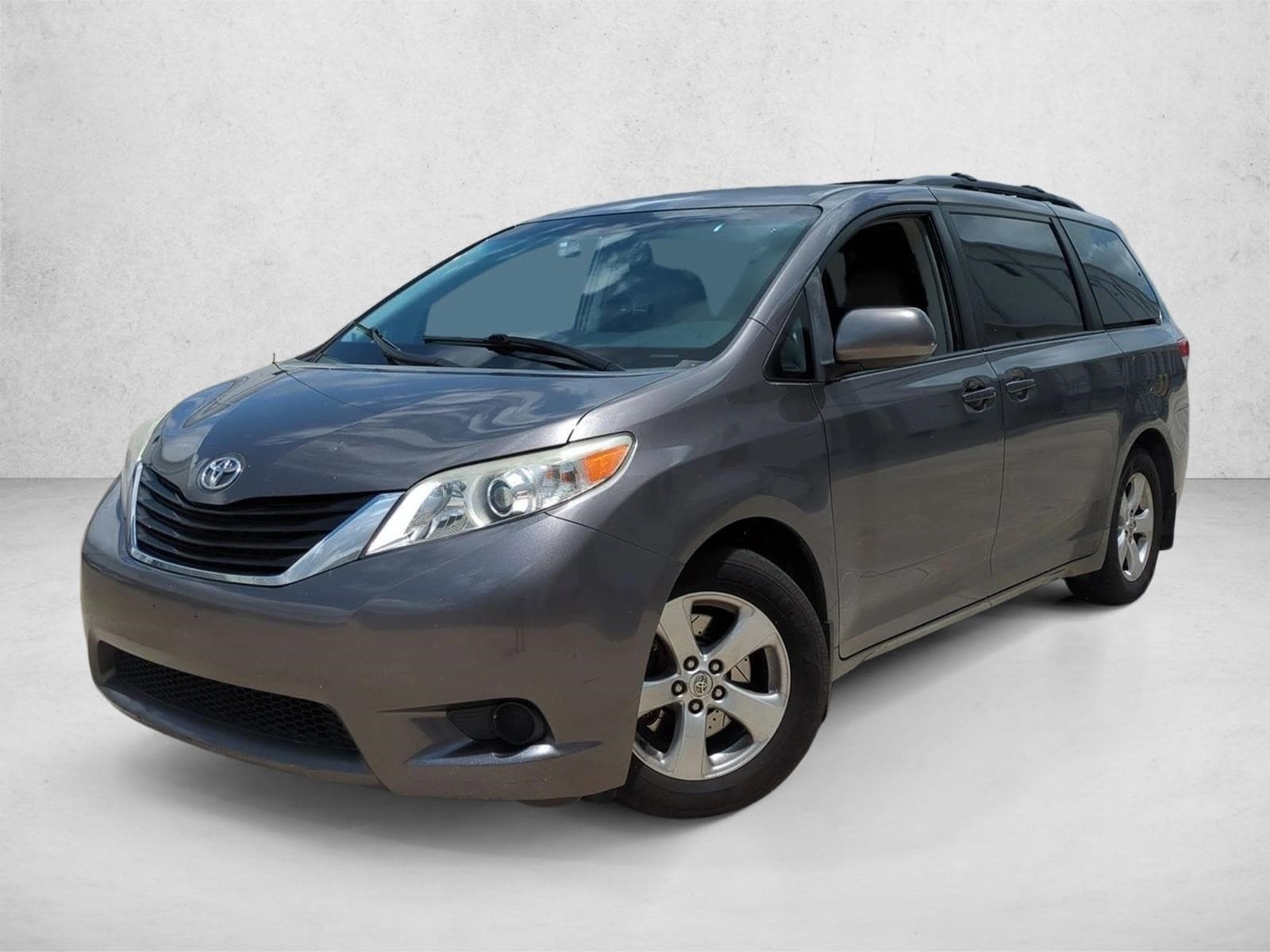 2013 Toyota Sienna LE