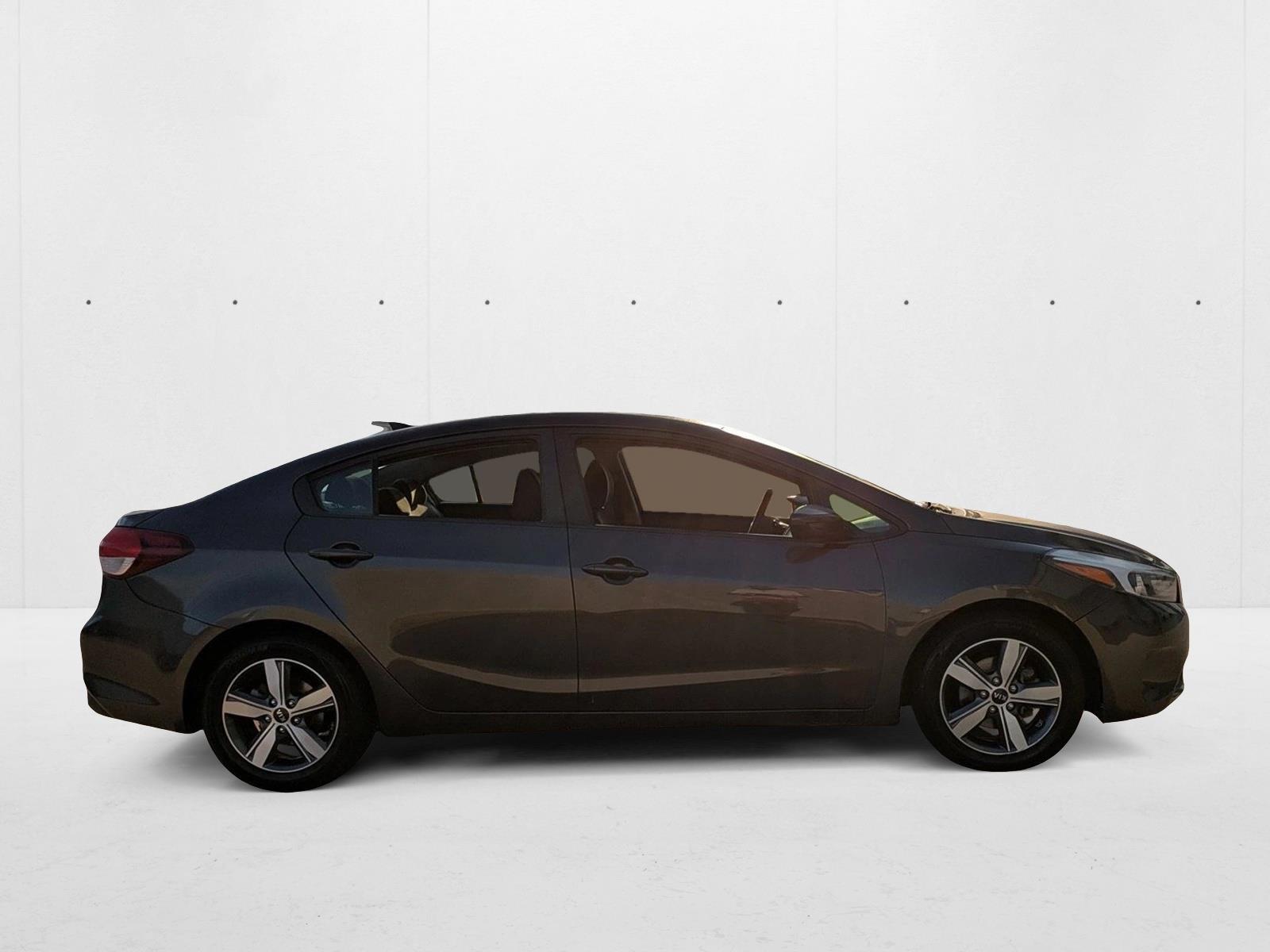 2018 Kia Forte LX photo 4