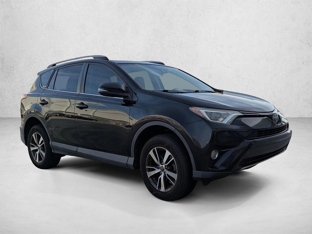 Used 2018 Toyota RAV4 XLE SUV
