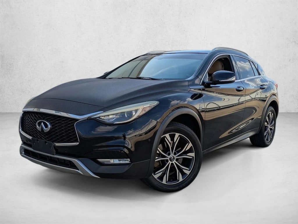 Used 2017 INFINITI QX30 Premium SUV