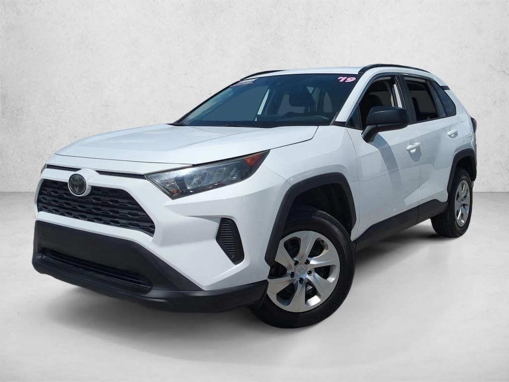 Used 2019 Toyota RAV4 LE SUV
