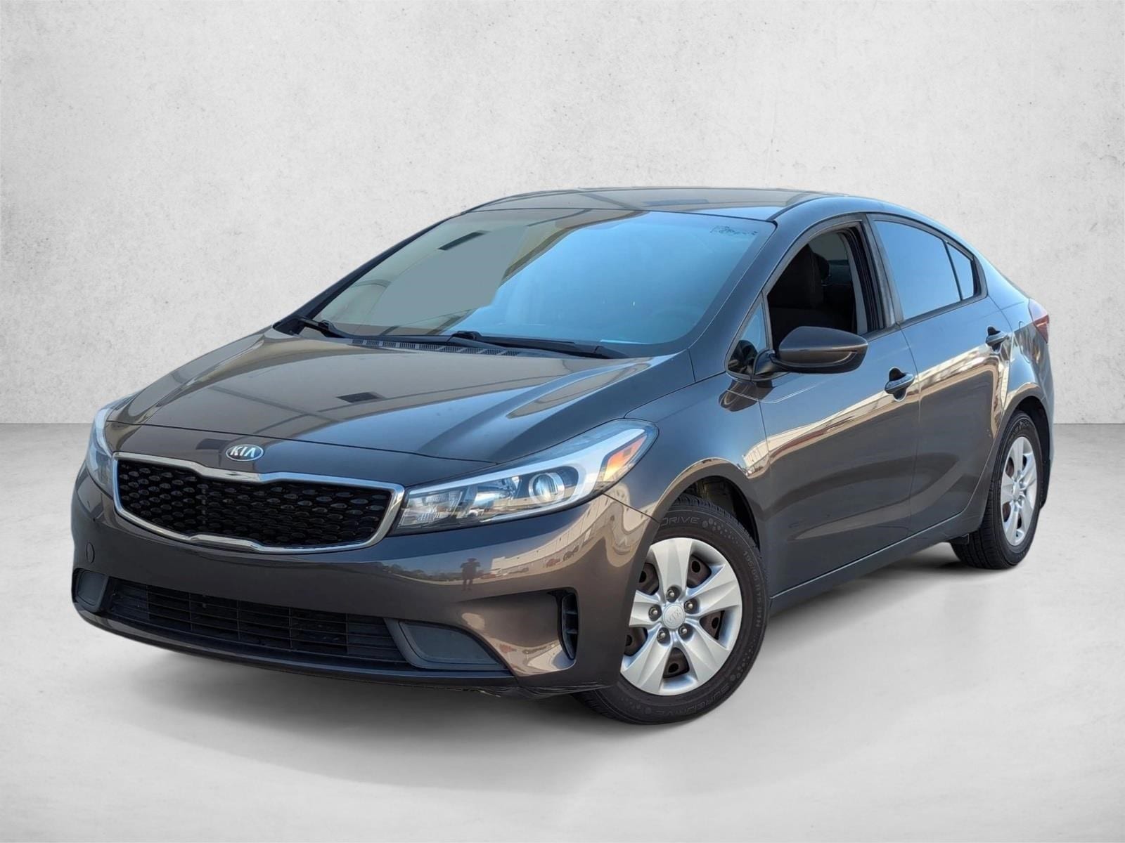 2017 Kia Forte LX's photo