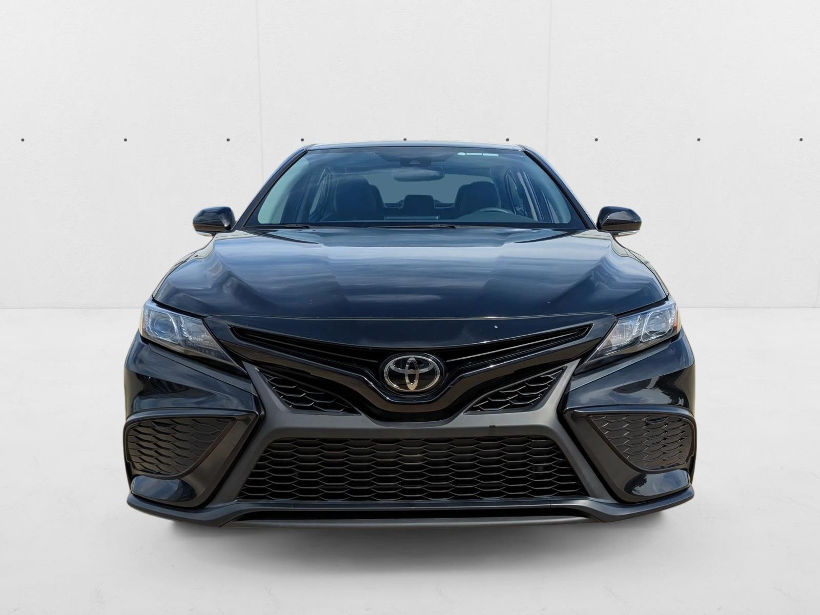 2024 Toyota Camry SE photo 2