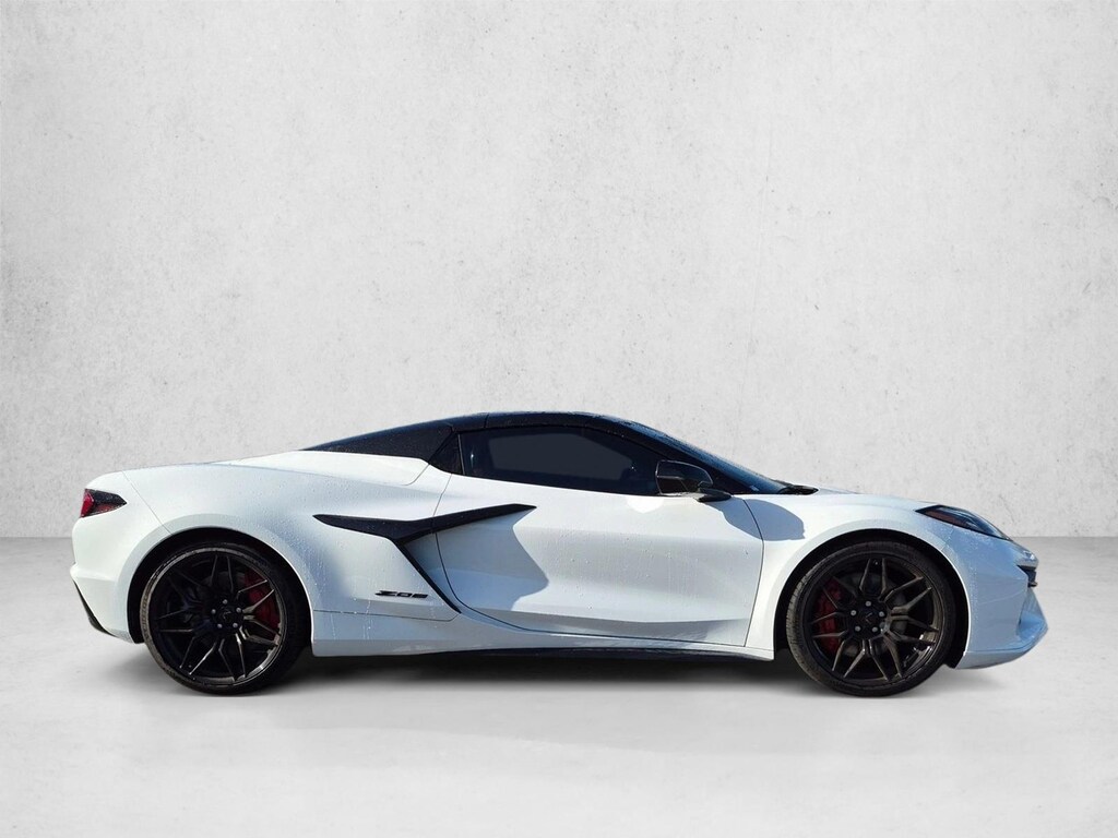 Used 2024 Chevrolet Corvette Stingray Z06 w/2LZ Convertible