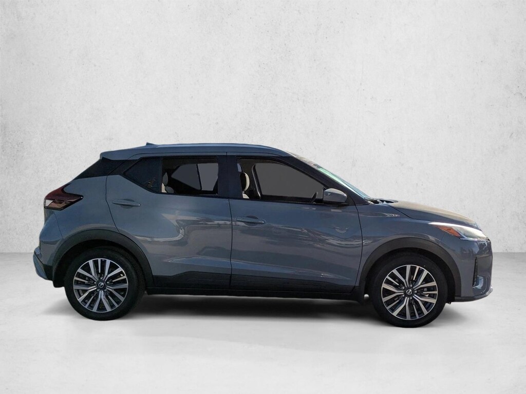 Used 2021 Nissan Kicks SV SUV