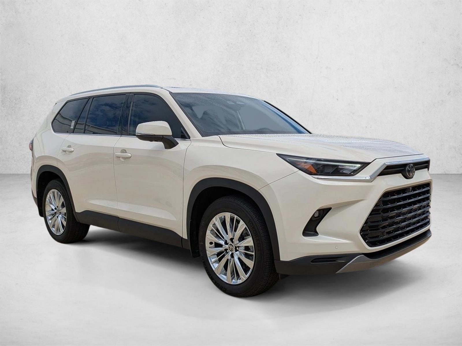 2024 Toyota Grand Highlander Platinum photo 3