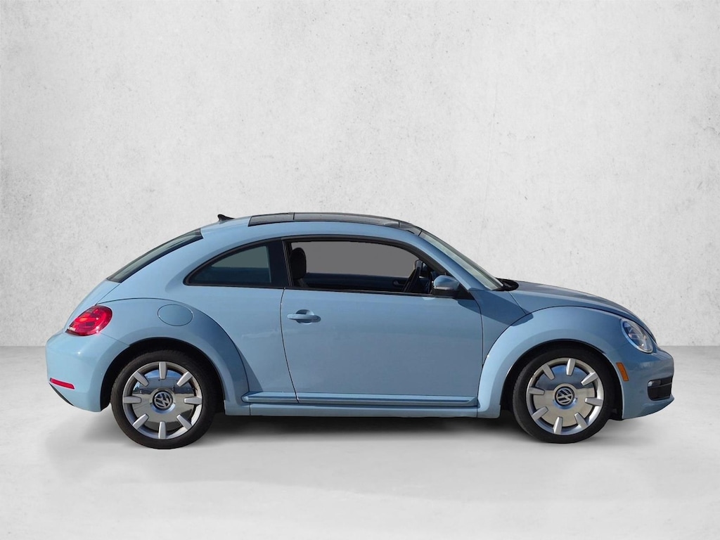 Used 2012 Volkswagen Beetle 2.5L w/PZEV Hatchback