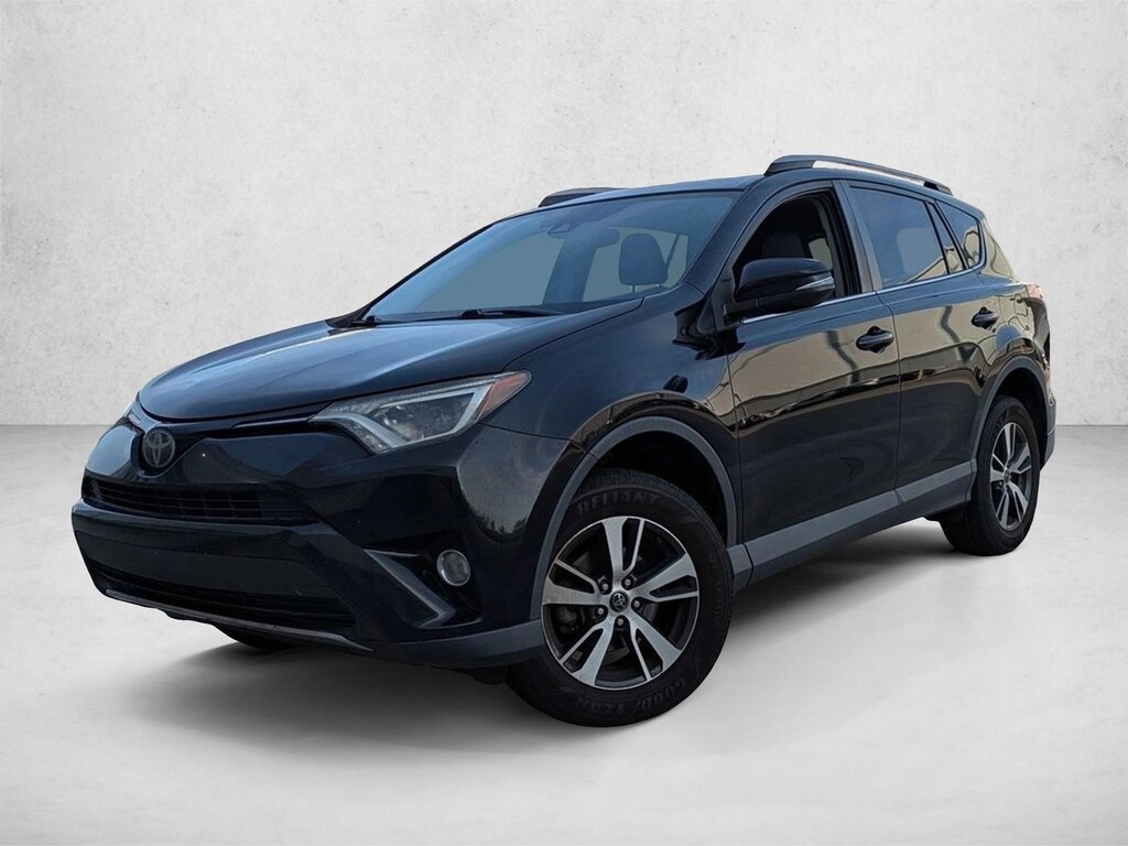 Used 2018 Toyota RAV4 XLE SUV