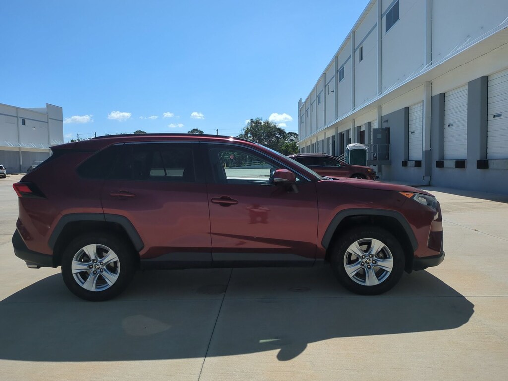 Used 2021 Toyota RAV4 XLE SUV
