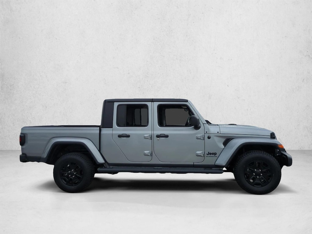 Used 2021 Jeep Gladiator Sport Truck Crew Cab