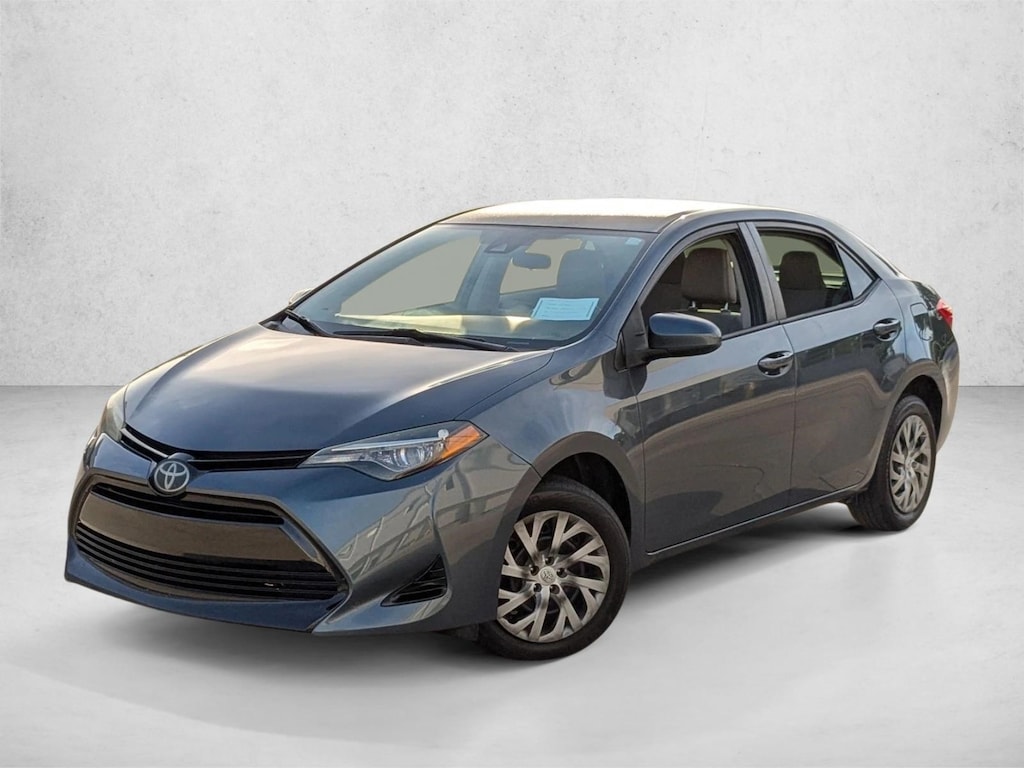 Used 2018 Toyota Corolla LE Sedan