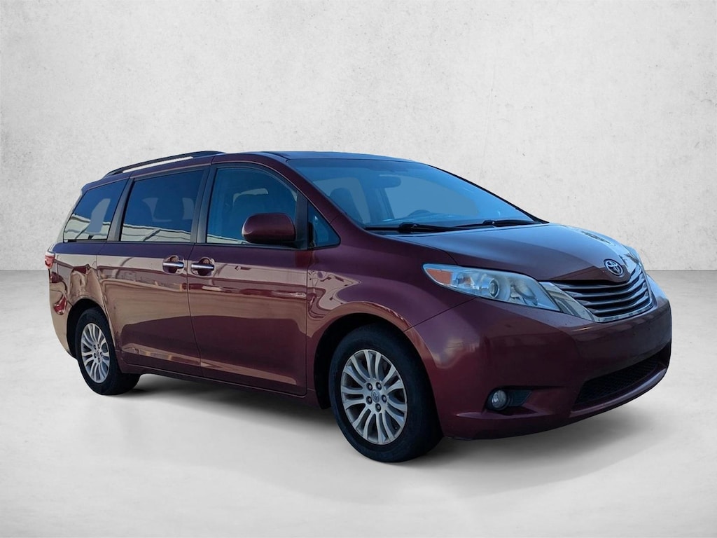 Used 2015 Toyota Sienna XLE Van