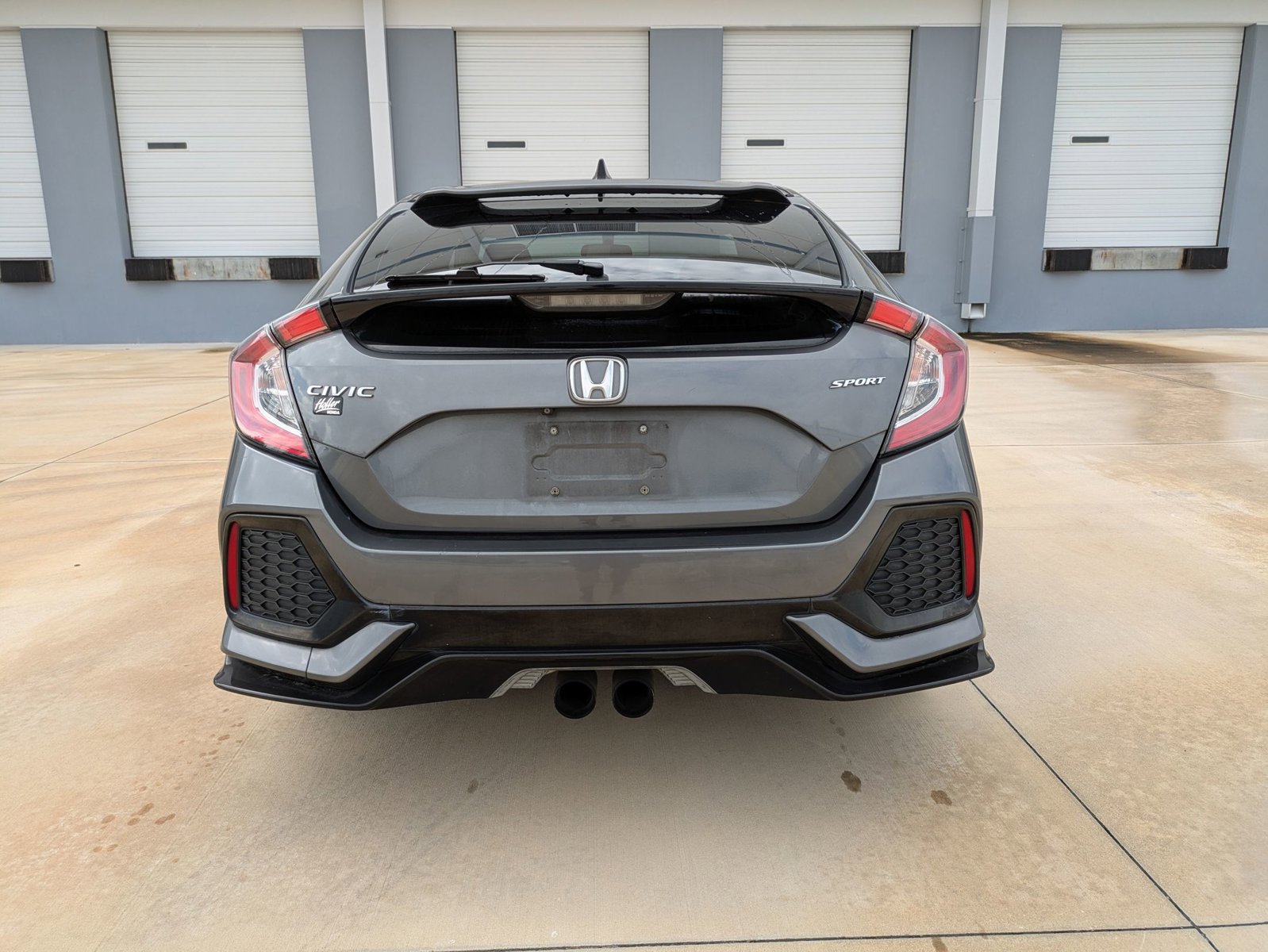 2017 Honda Civic Hatchback Sport photo 3