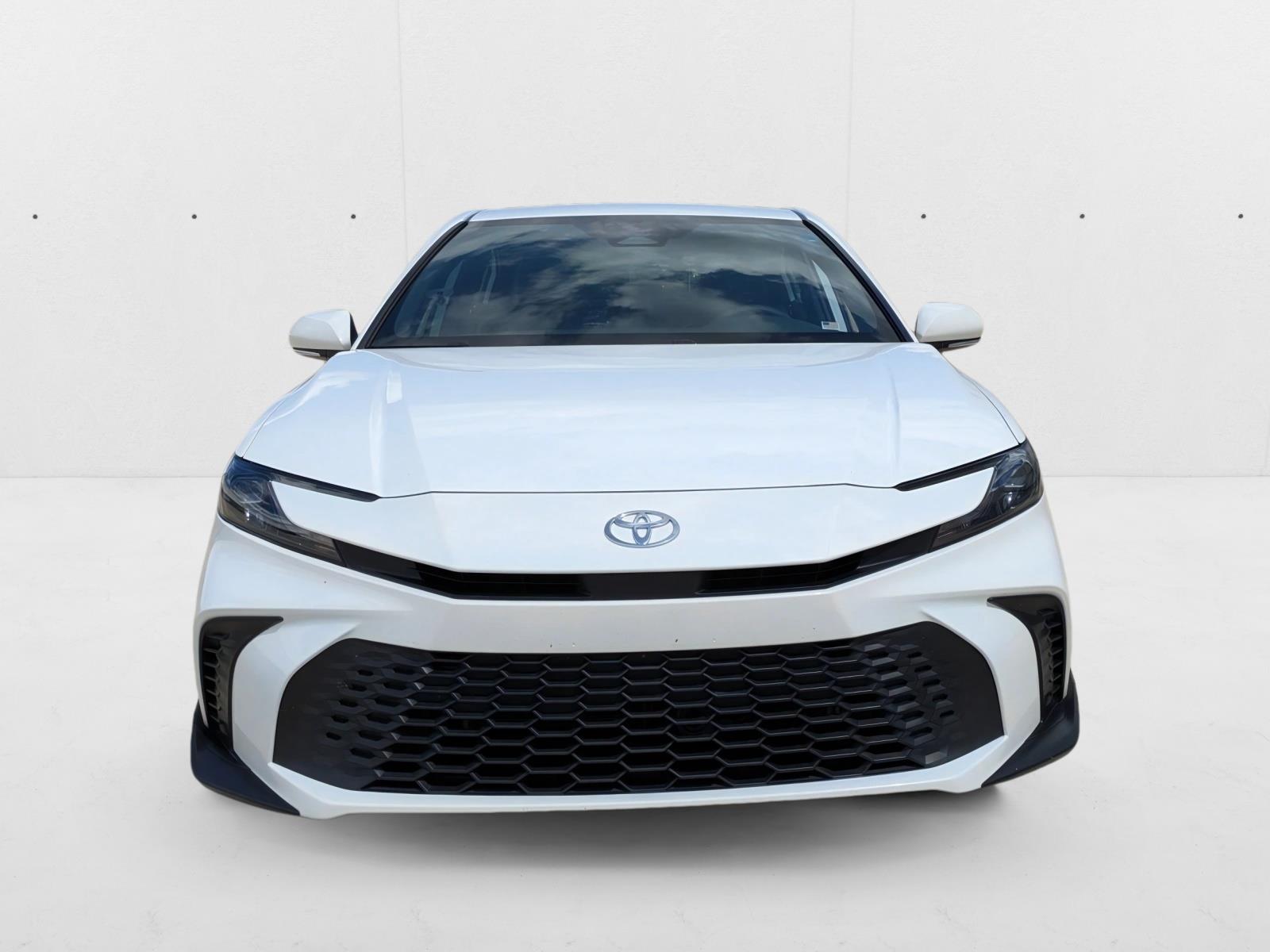 2025 Toyota Camry SE photo 2