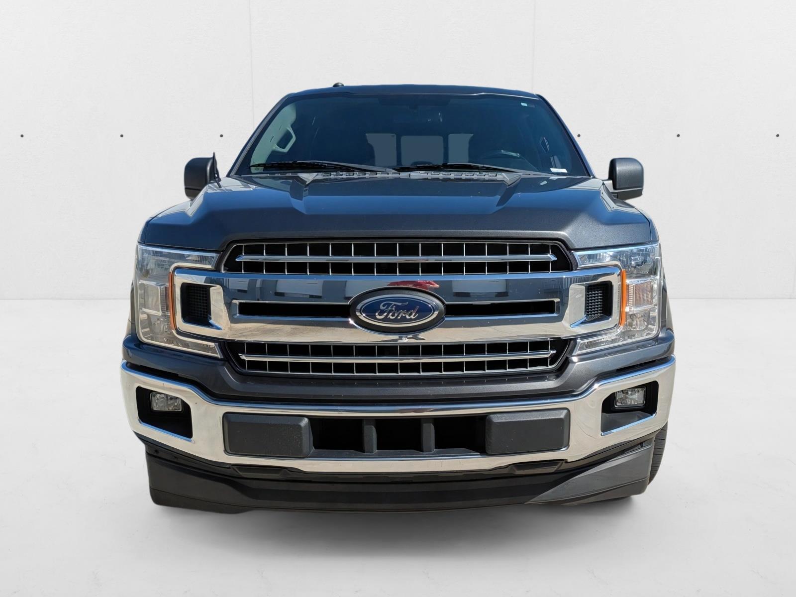 2018 Ford F-150 XLT photo 2