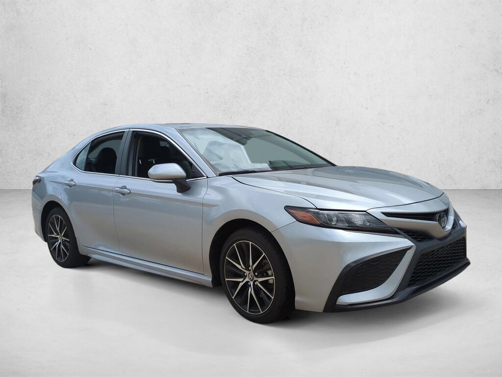 Used 2024 Toyota Camry SE Sedan