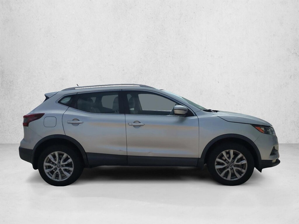Used 2020 Nissan Rogue Sport SV SUV