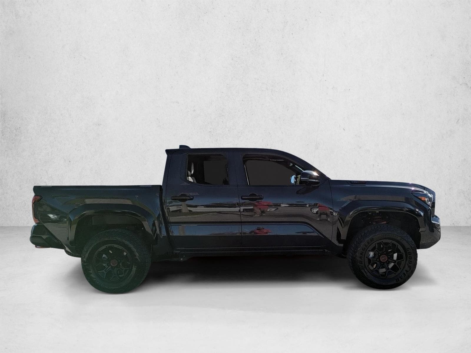 2025 Toyota Tacoma TRD Pro photo 4