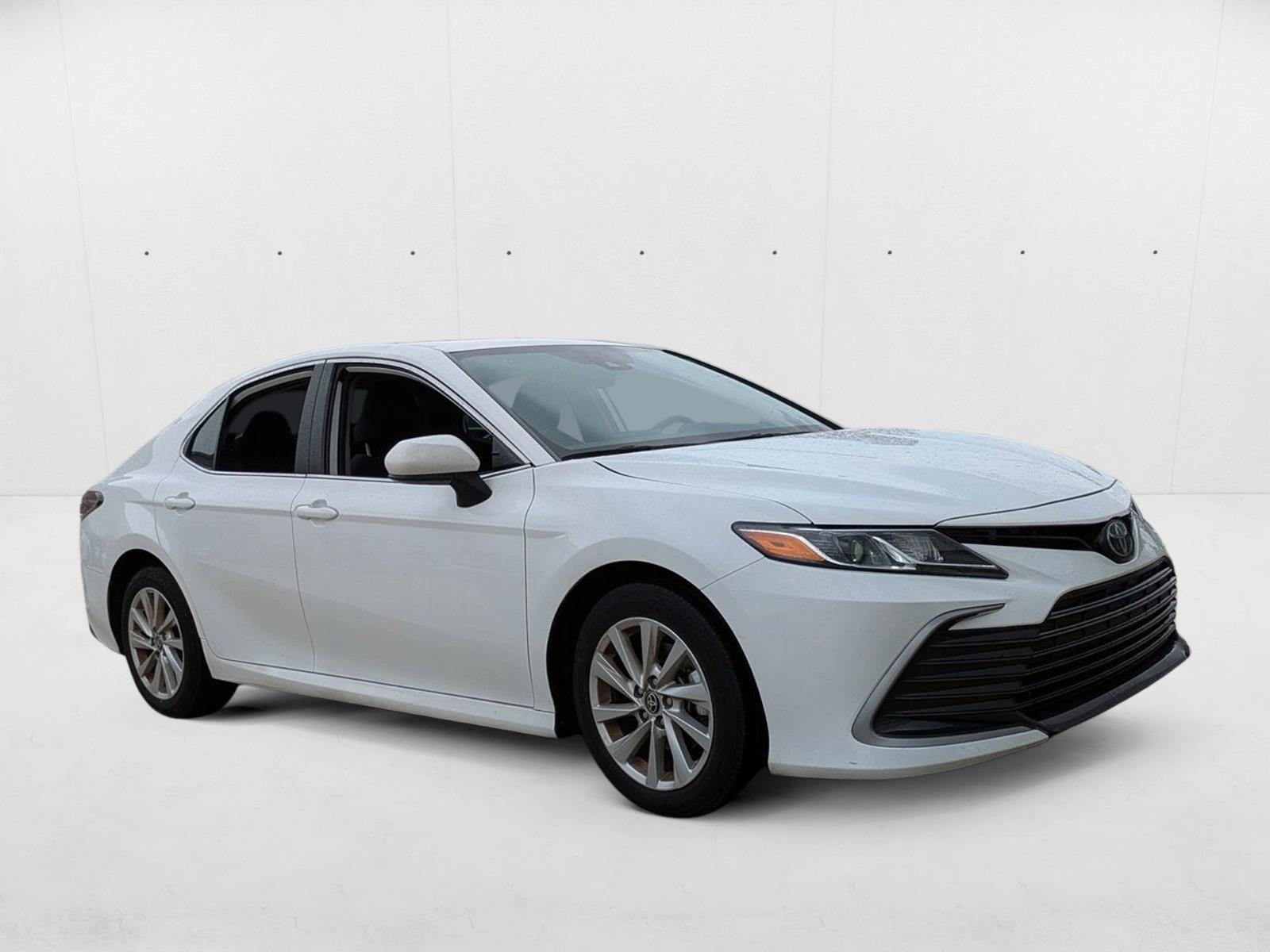 2024 Toyota Camry LE photo 3