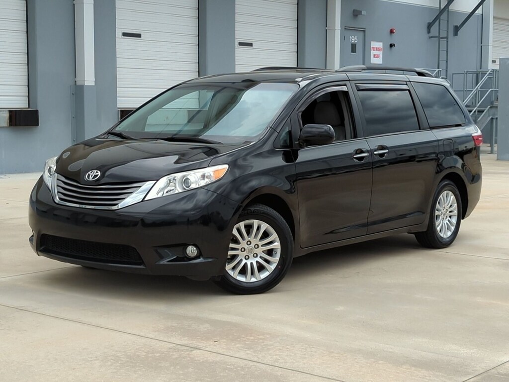Used 2015 Toyota Sienna XLE Van