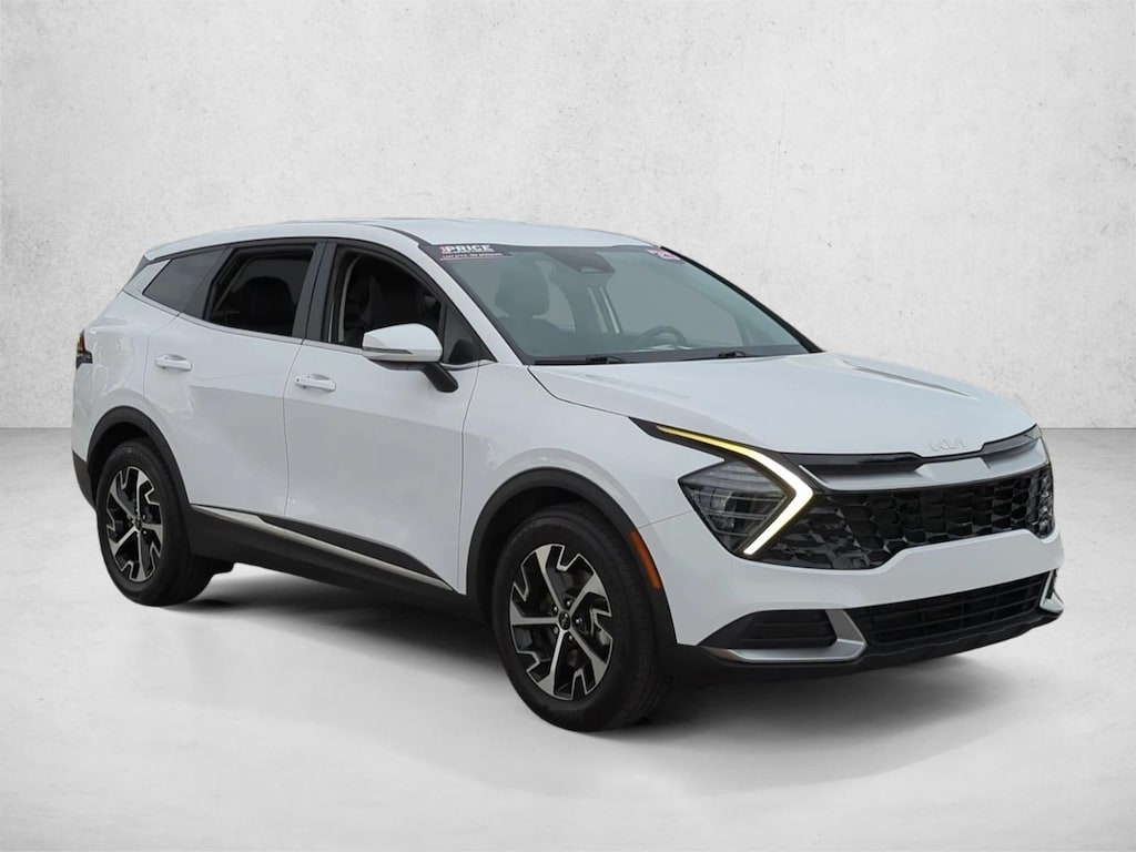 Used 2025 Kia Sportage EX SUV