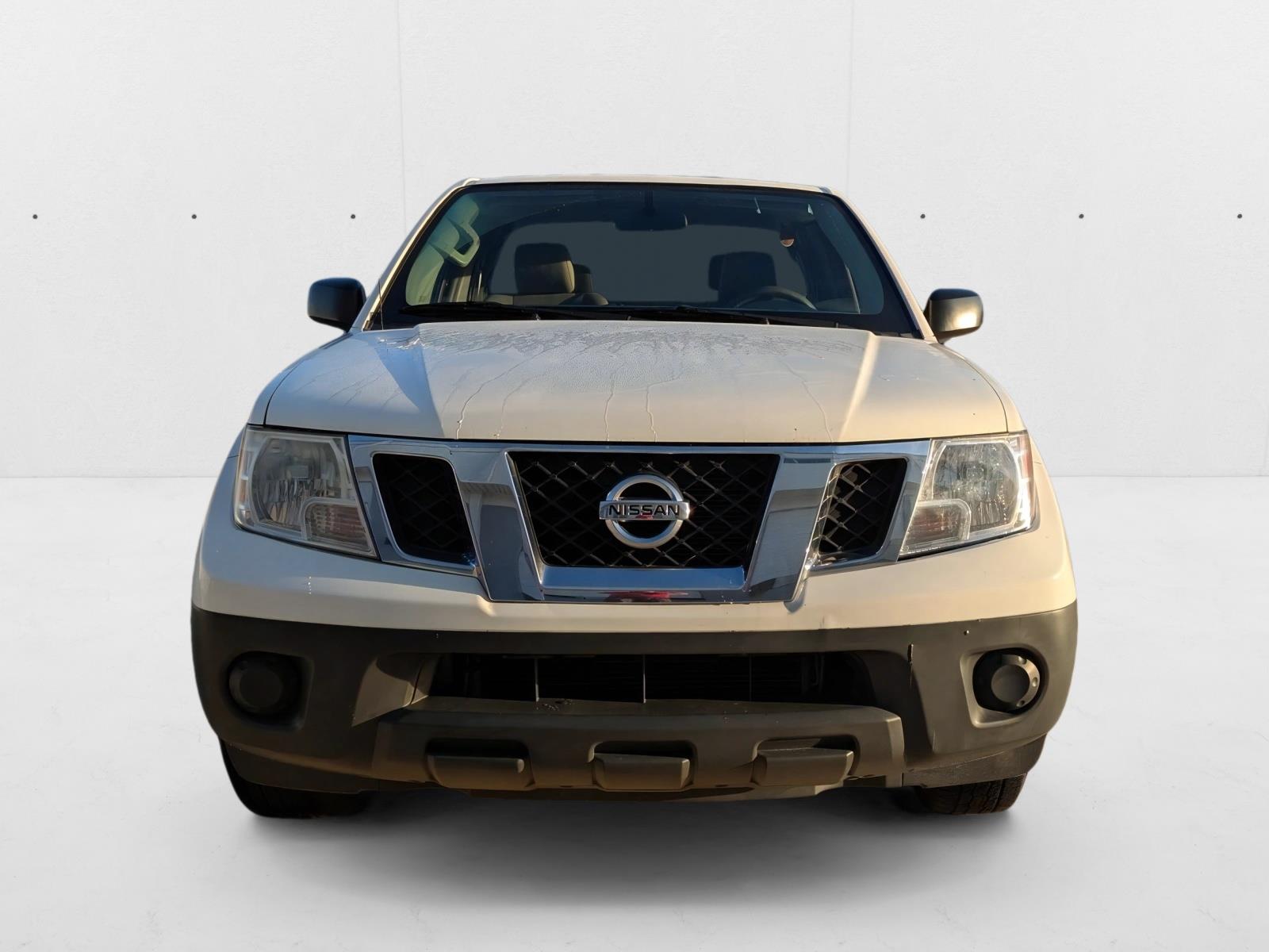 2019 Nissan Frontier King Cab S photo 2