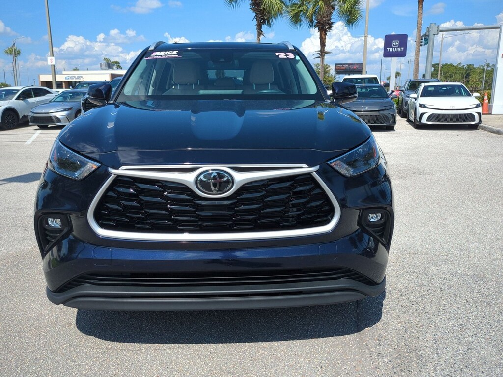 Used 2023 Toyota Highlander XLE SUV