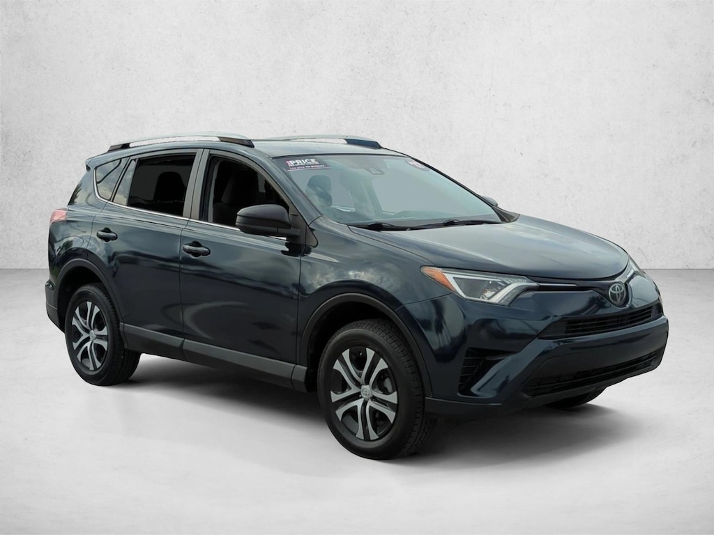 Used 2017 Toyota RAV4 LE SUV