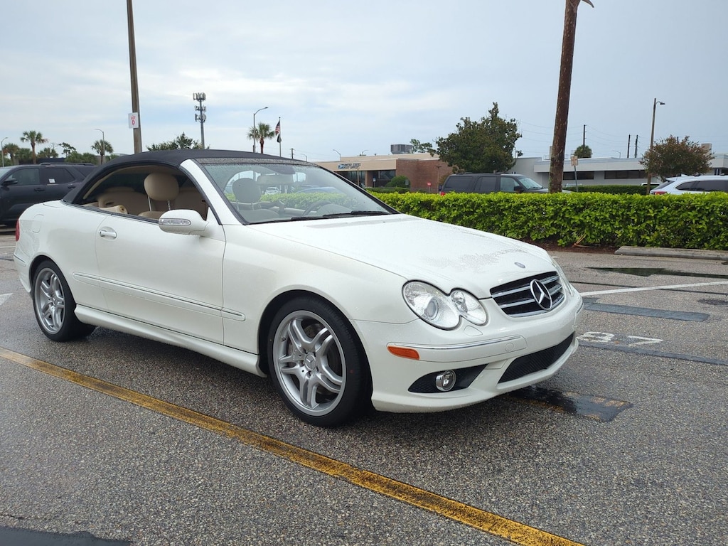 Used 2009 Mercedes-Benz CLK-Class Base Convertible