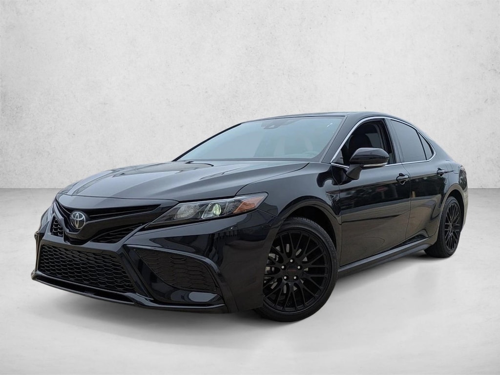 Used 2024 Toyota Camry SE Sedan