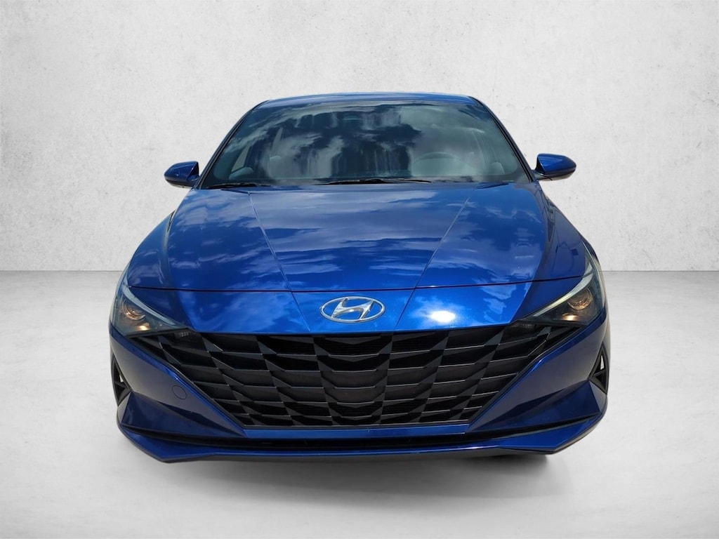 Used 2023 Hyundai Elantra SEL Sedan