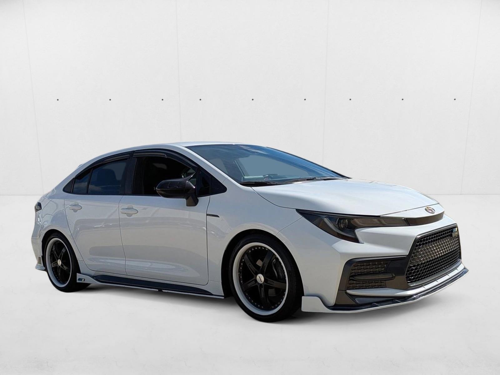 2021 Toyota Corolla SE photo 3