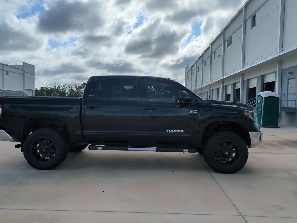 Used 2014 Toyota Tundra 4x4 SR5 5.7L V8 Truck Crew Max