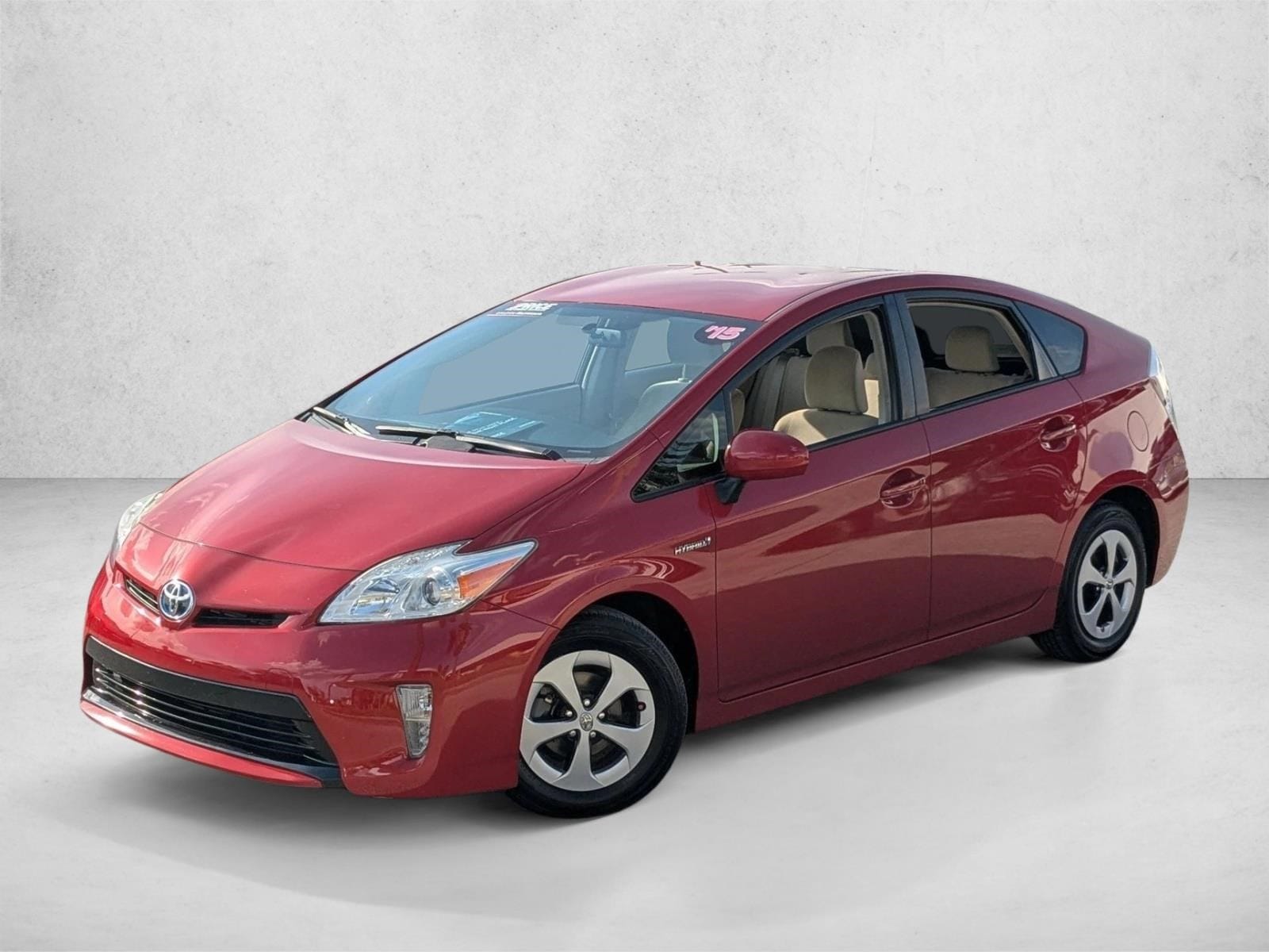 2015 Toyota Prius Two's photo