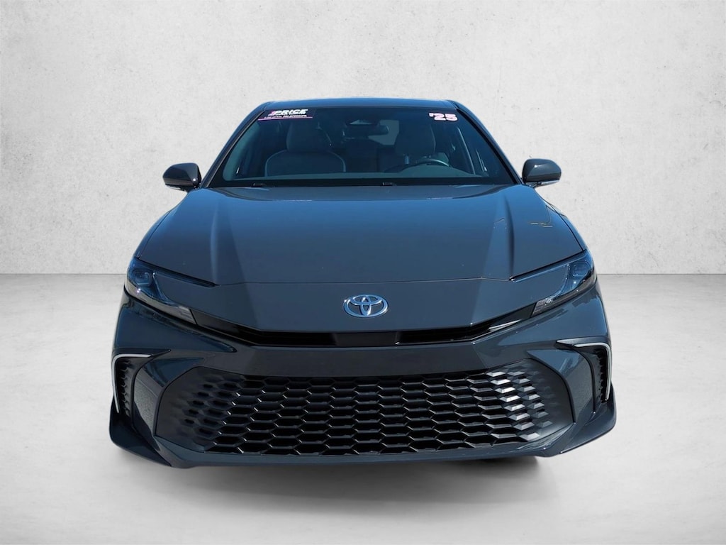 Certified 2025 Toyota Camry SE Sedan