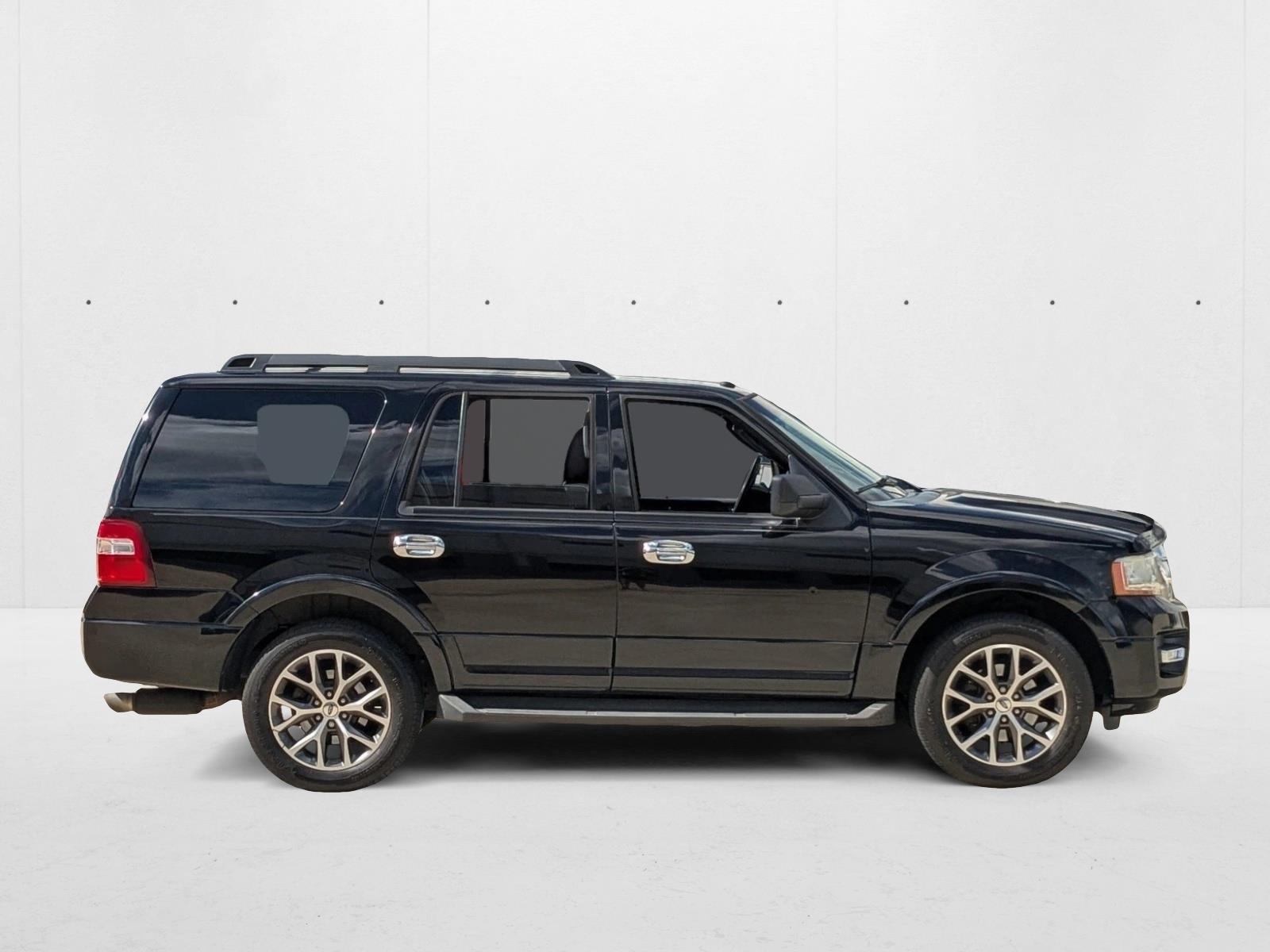 2016 Ford Expedition XLT King Ranch photo 4