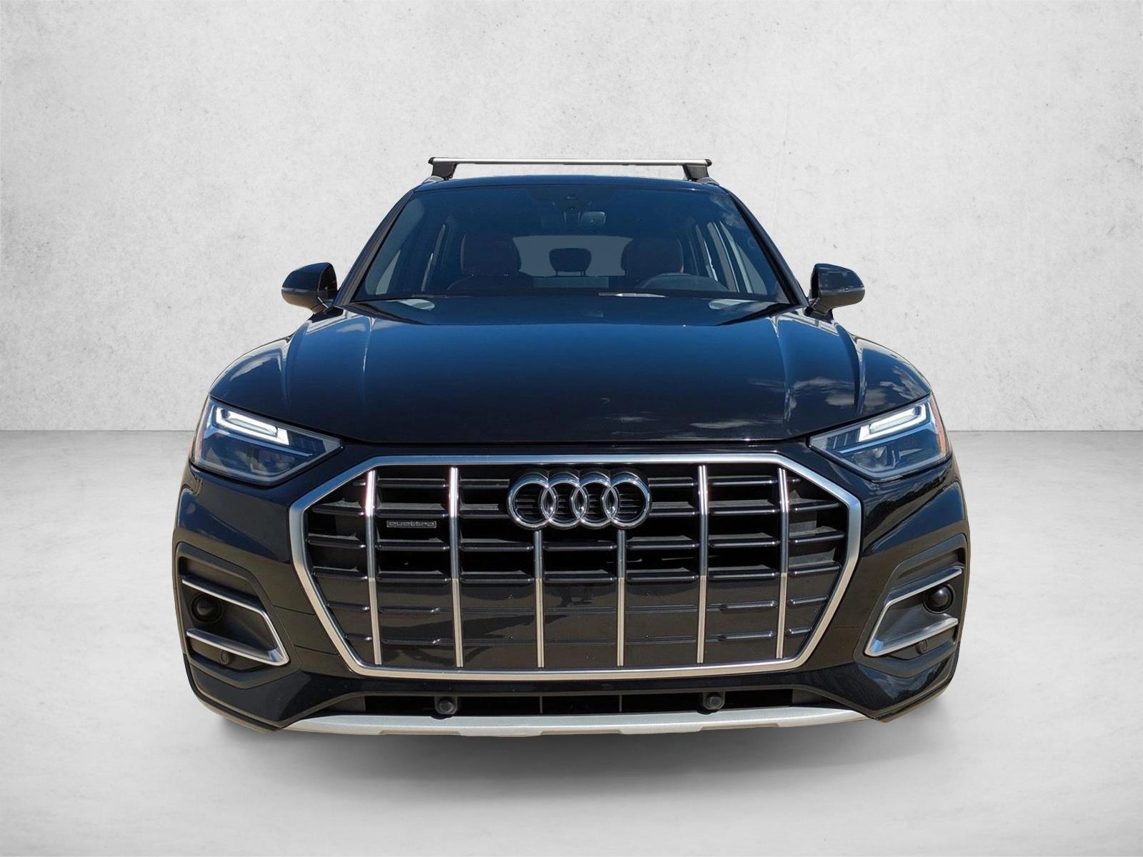 2021 Audi Q5 45 Premium photo 2