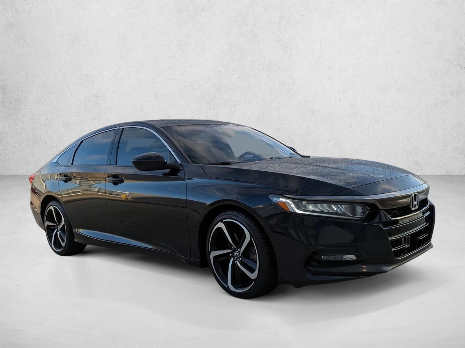 2019 Honda Accord Sport photo 3