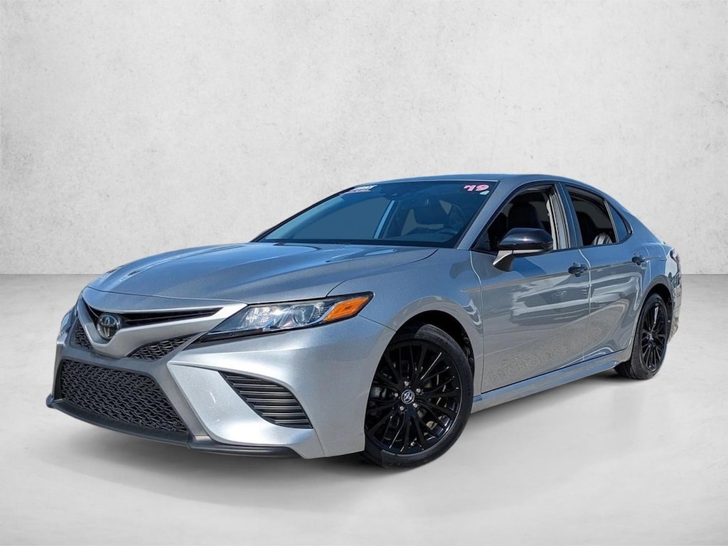 Certified 2019 Toyota Camry SE Sedan