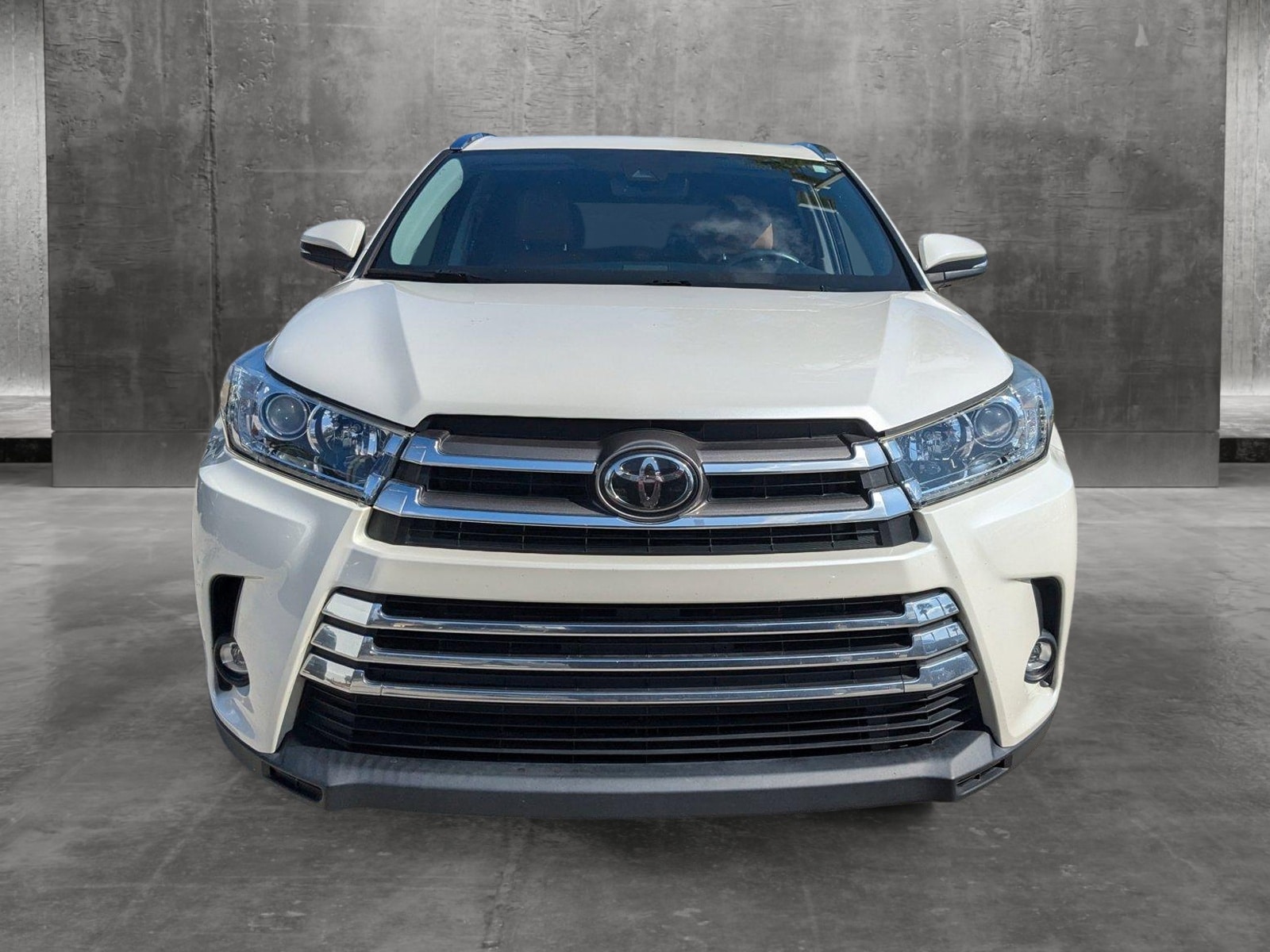 Used 2019 Toyota Highlander Limited with VIN 5TDDZRFH1KS944429 for sale in Winter Park, FL