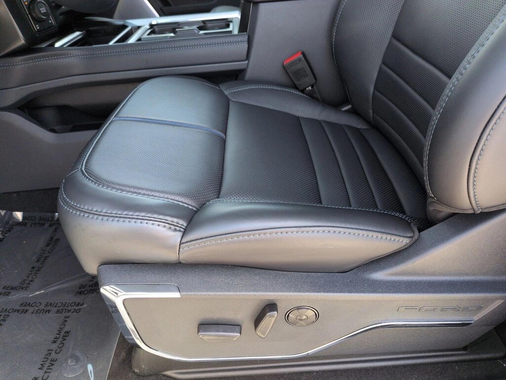 New 2026 Ford F-250 Platinum Truck Crew Cab