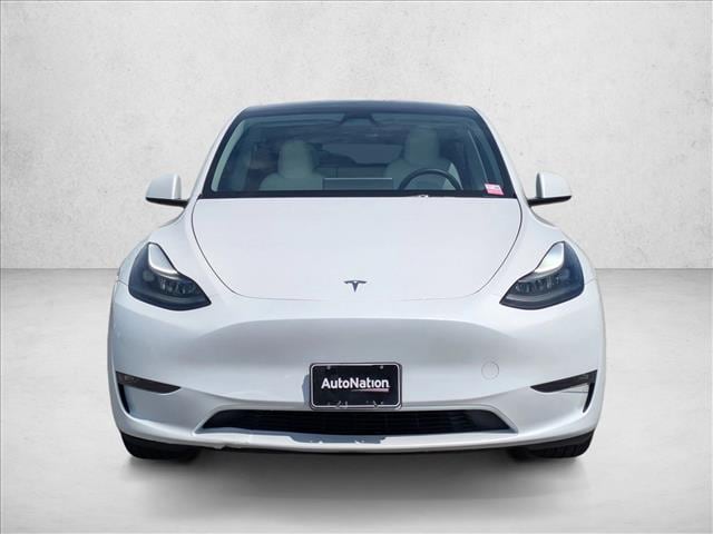 Used 2024 Tesla Model Y Long Range with VIN 7SAYGAEE6RF105510 for sale in Tustin, CA
