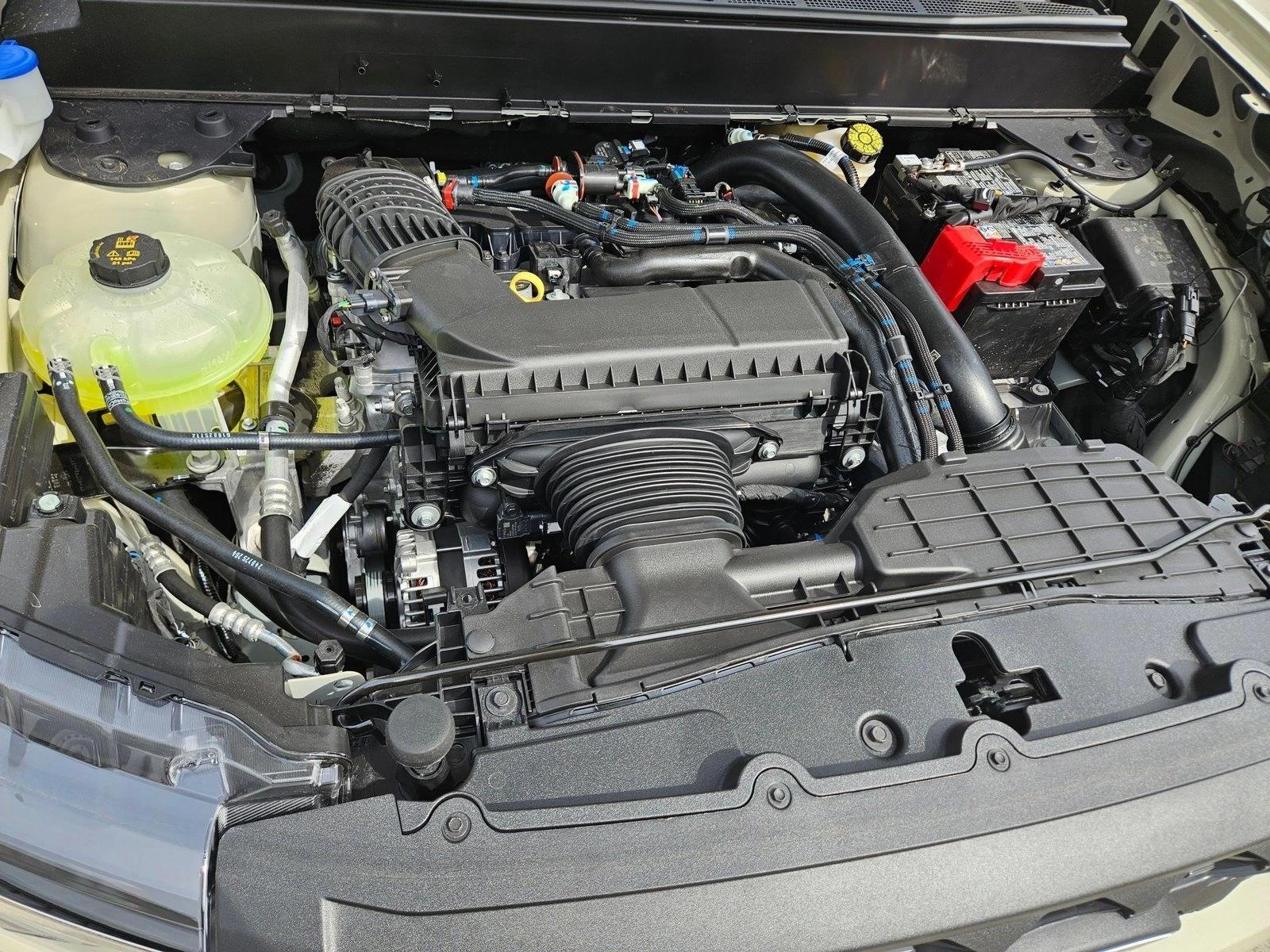 2025 Ford Maverick XLT - Photo 16