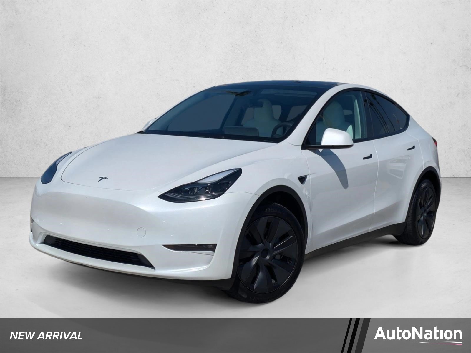 2024 Tesla Model Y Long Range Dual Motor All-Wheel Drive's photo