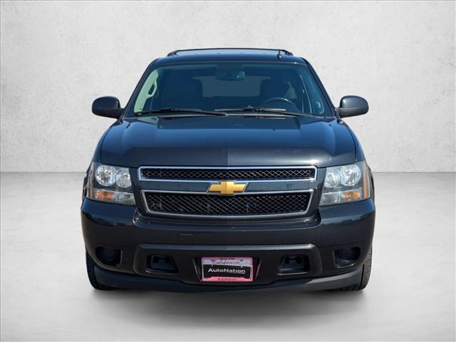 2013 Chevrolet Tahoe LS photo 2
