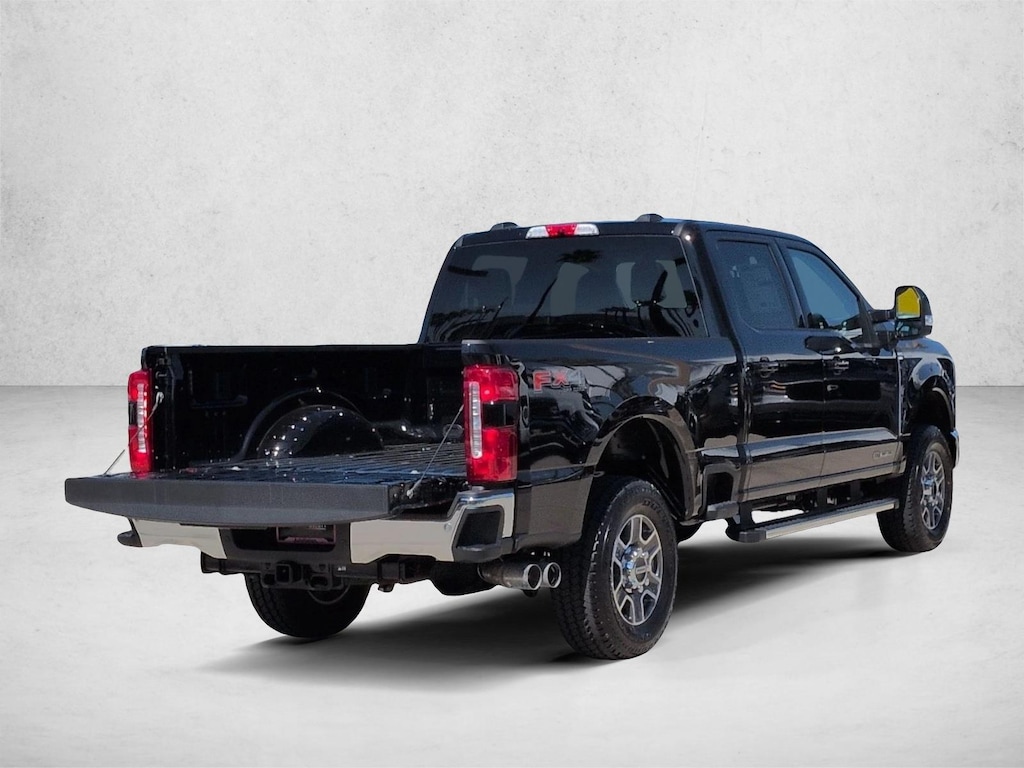 New 2026 Ford F-250 LARIAT Truck Crew Cab